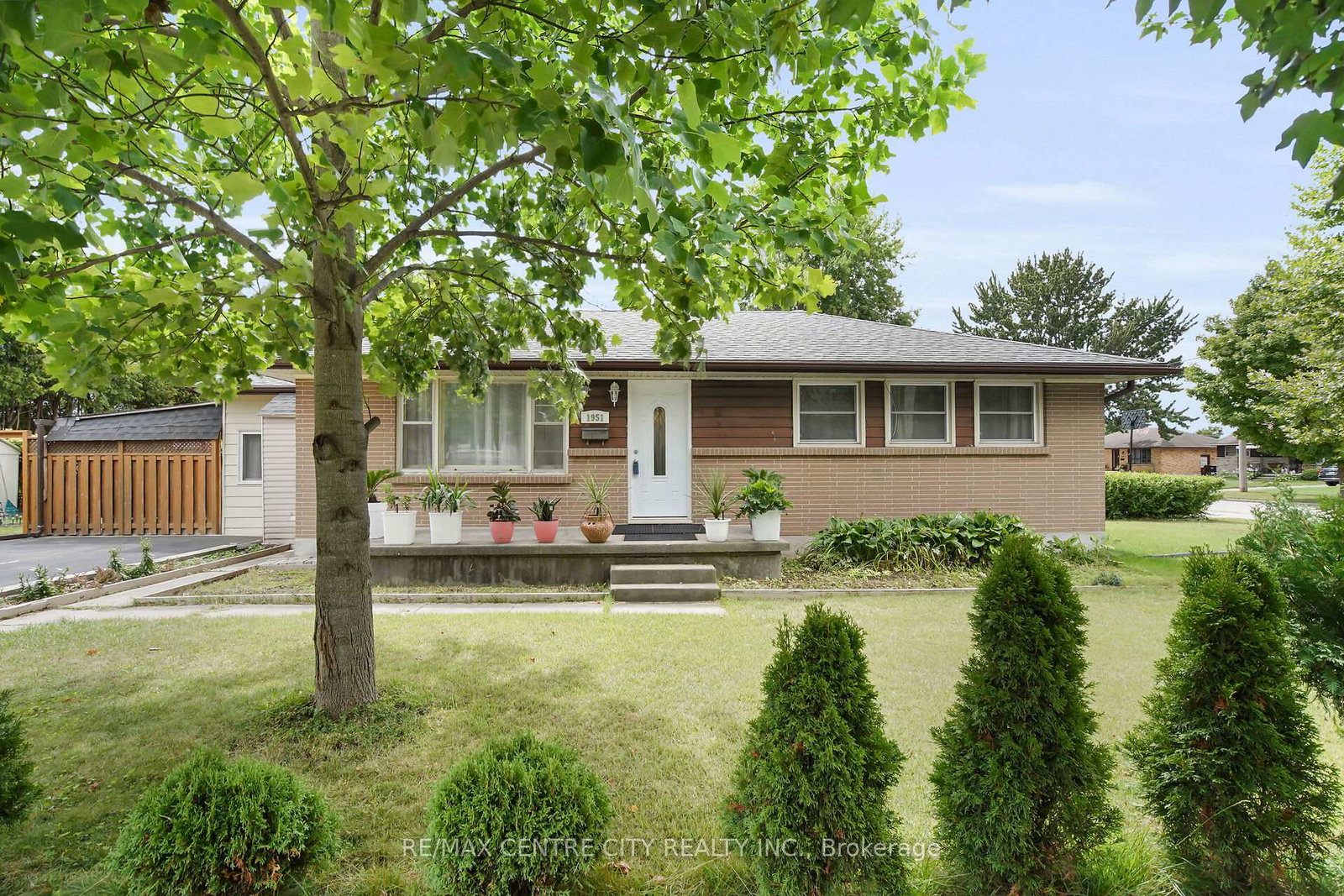 1951-duluth-crescent-london-east-ontario-x12589546