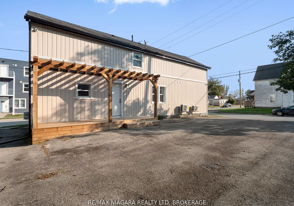 132-waterloo-street-fort-erie-ontario-x12589770