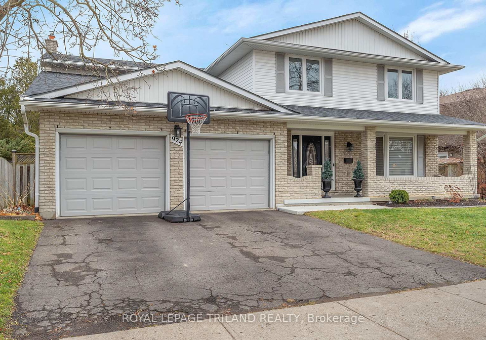 924-farnham-road-london-south-ontario-x12589784