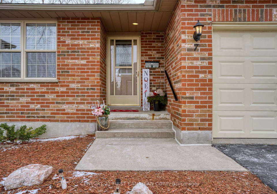 80-centre-street-london-south-ontario-x12589862