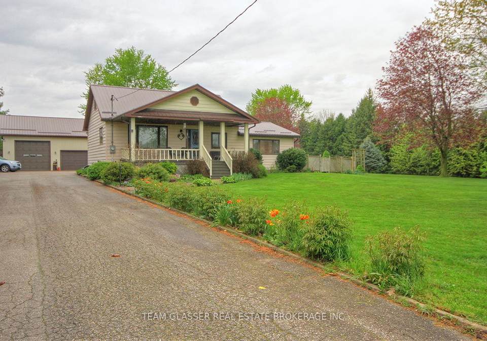 8200-falconbridge-drive-strathroy-caradoc-ontario-x12590030