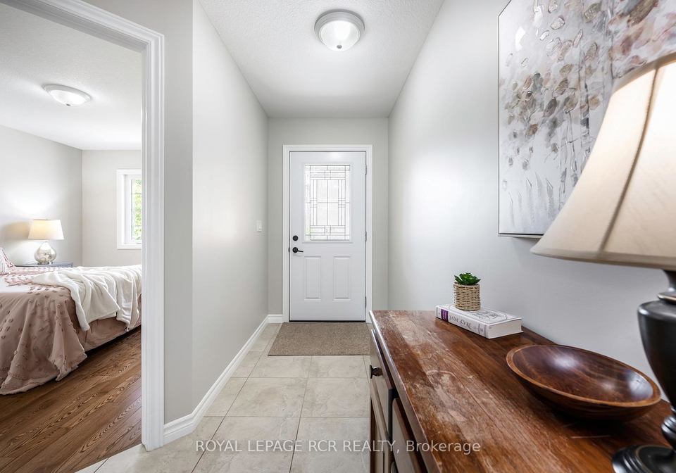 401-birmingham-street-e-wellington-north-ontario-x12590146