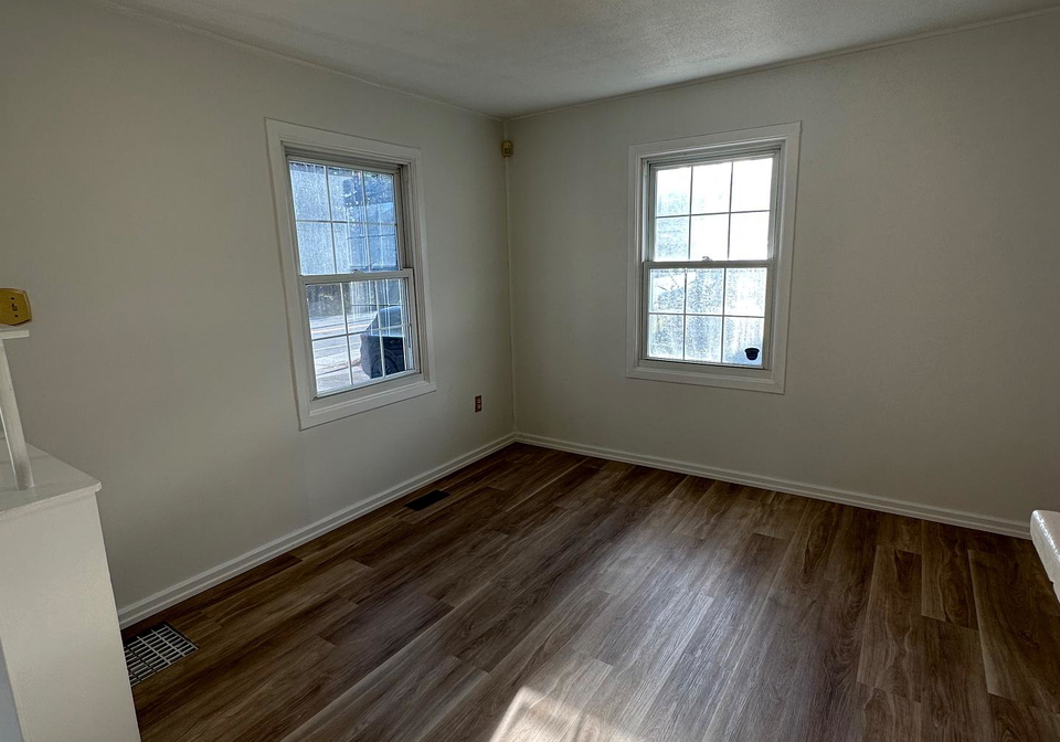954-fisher-avenue-ottawa-ontario-x12590424