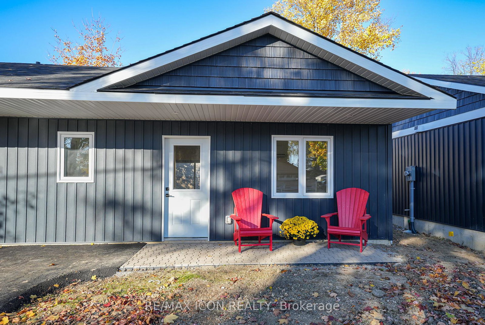 220-ardross-street-e-north-middlesex-ontario-x12590436