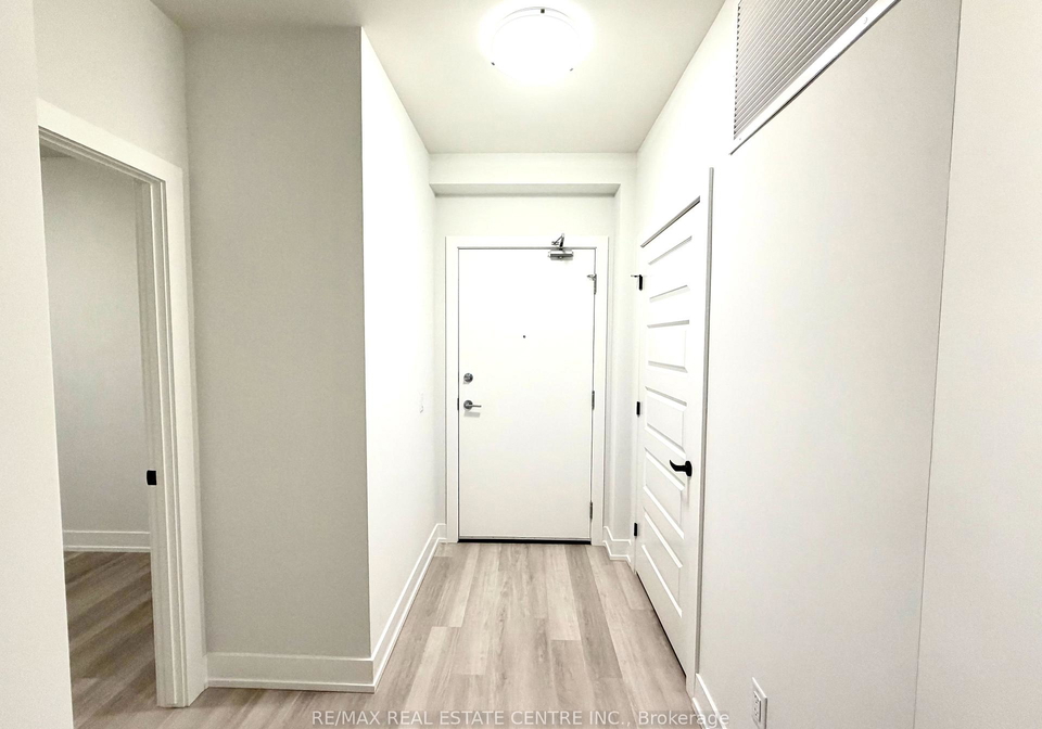 1100-lackner-place-kitchener-ontario-x12590584
