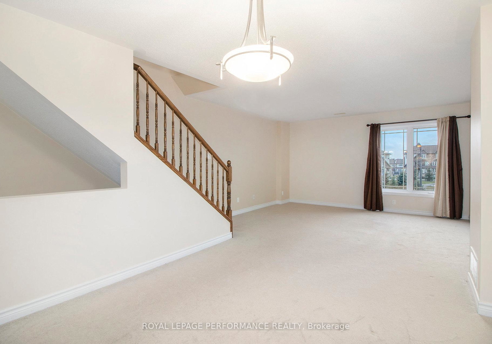 772-lakeridge-drive-ottawa-ontario-x12590806