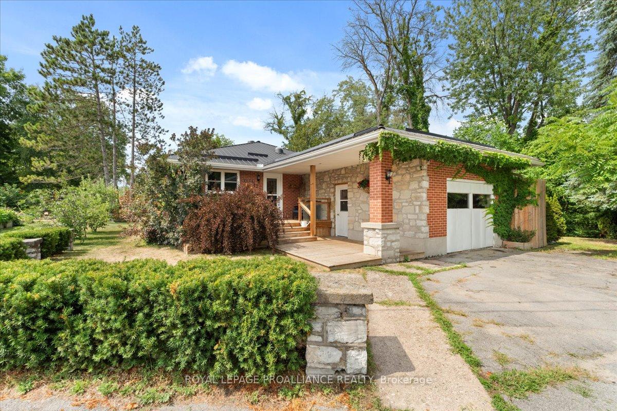 122-spring-street-e-tweed-ontario-x12590966