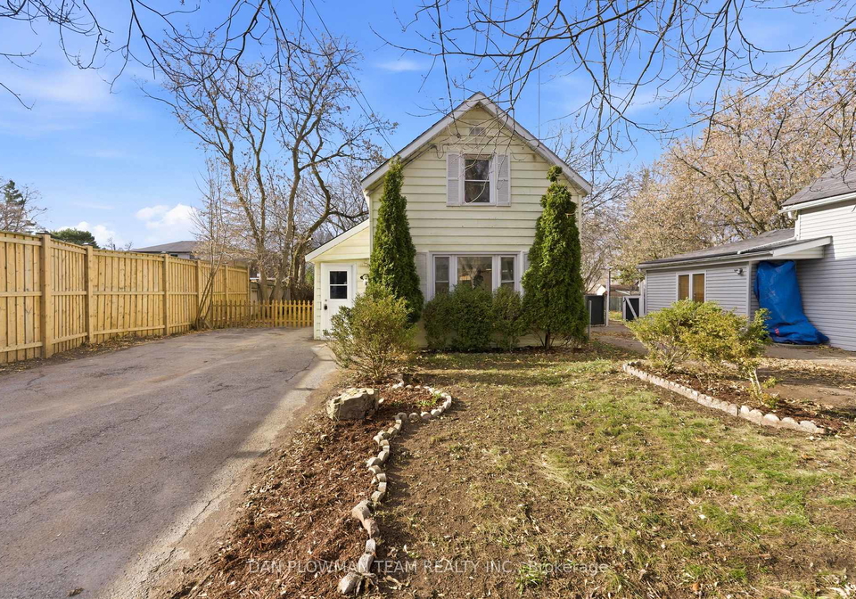 2-wickett-street-belleville-ontario-x12591250