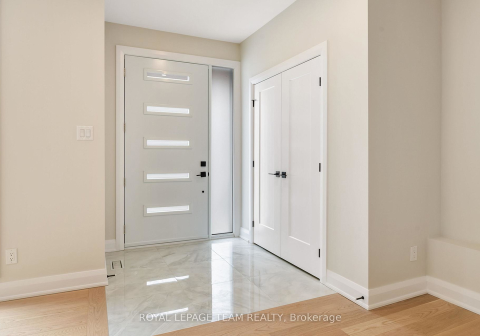 845-melfa-crescent-ottawa-ontario-x12591592