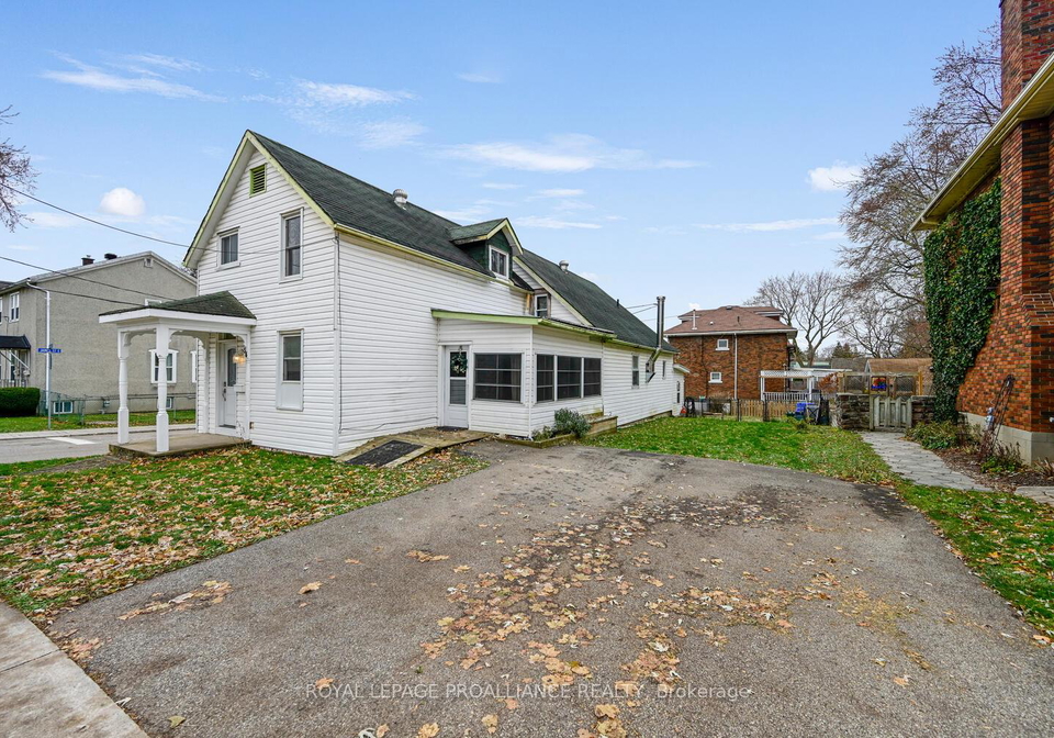 56-north-augusta-road-brockville-ontario-x12591758