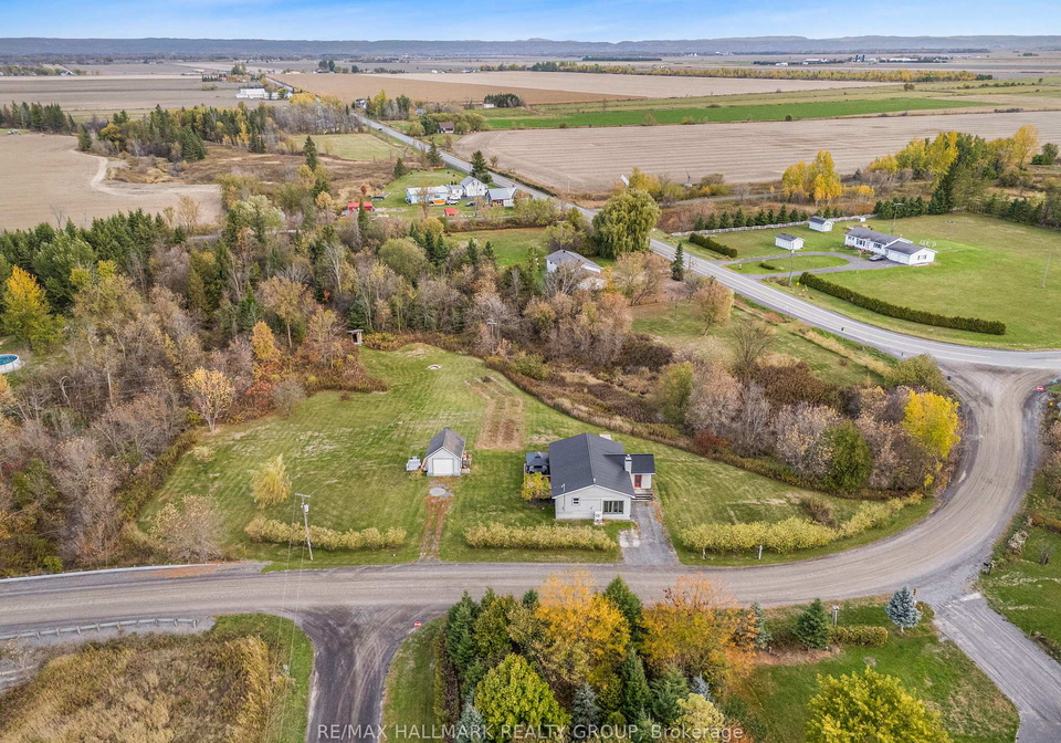 2015-adanac-road-the-nation-ontario-x12591988