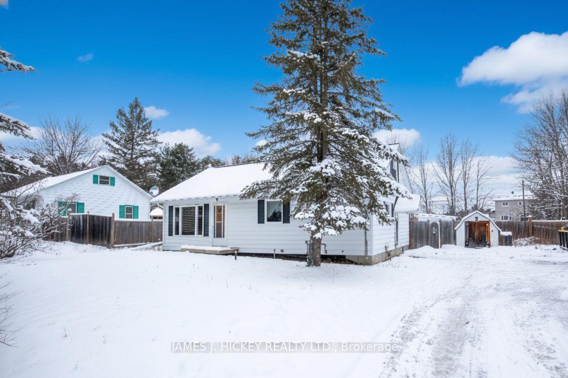 33504-highway-17-highway-deep-river-ontario-x12592326