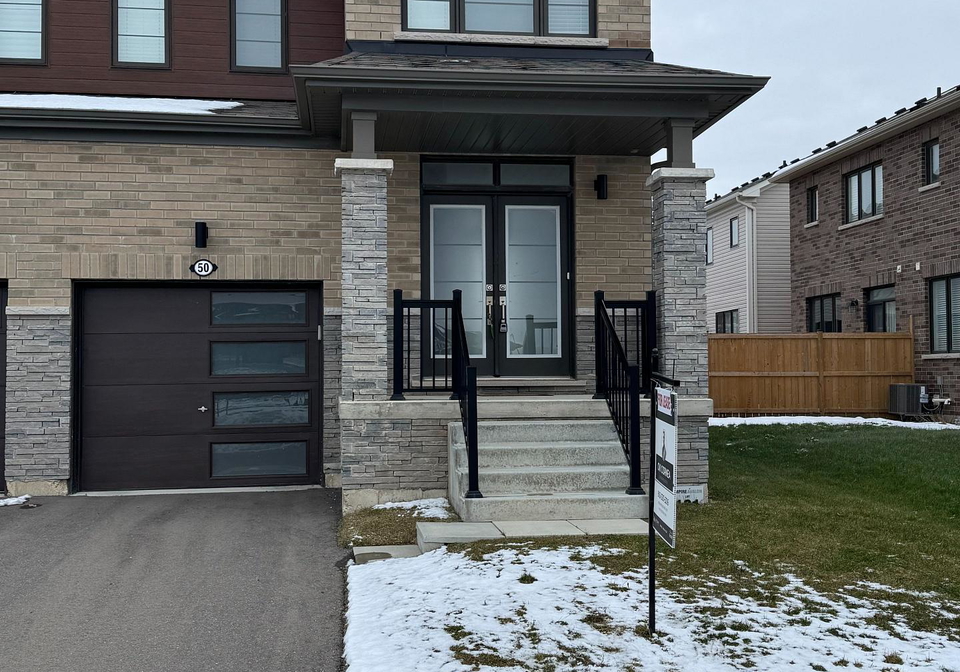 50-whithorn-crescent-haldimand-ontario-x12592622