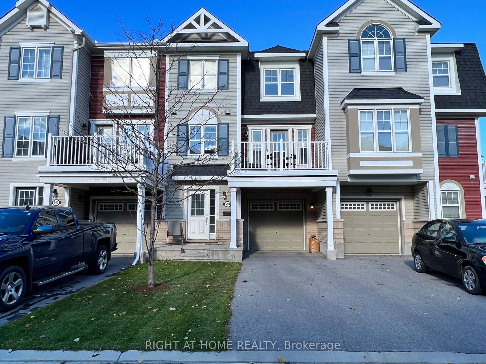 590-foxlight-circle-kanata-ontario-x12592756