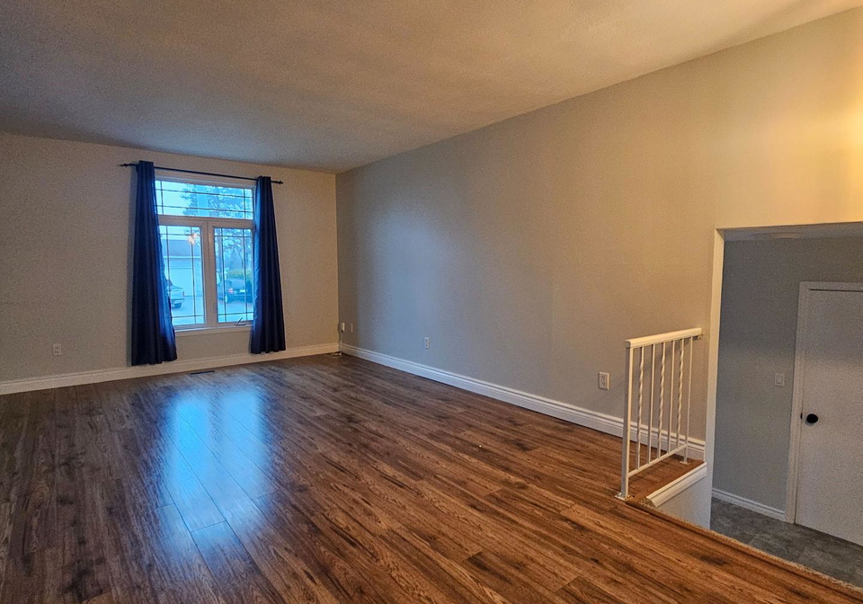 626-laurier-boulevard-brockville-ontario-x12593050