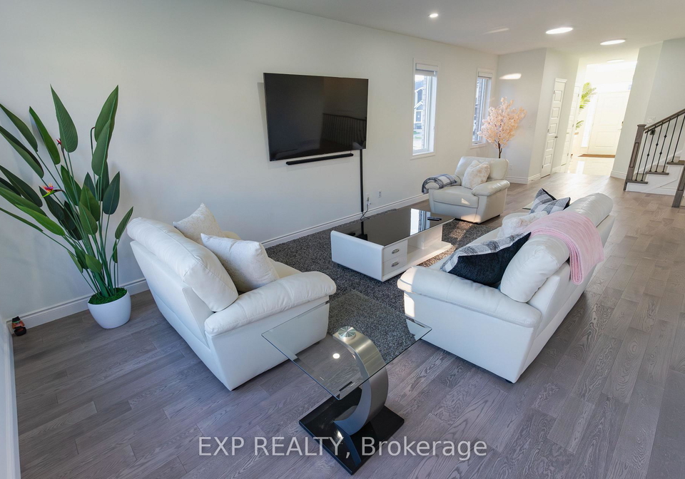 1749-finley-crescent-london-north-ontario-x12593268