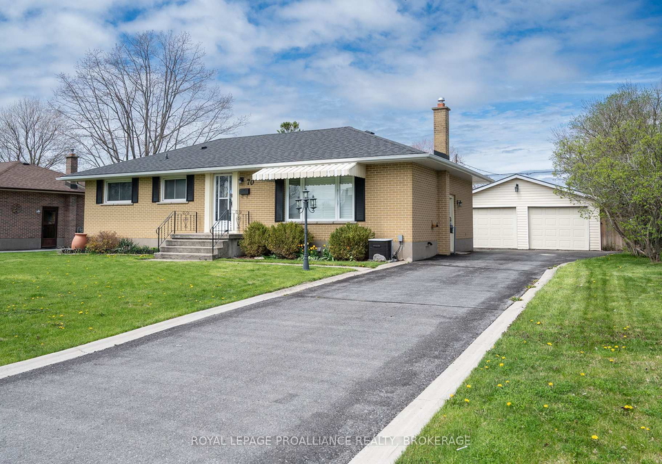 70-briscoe-street-loyalist-ontario-x12593316