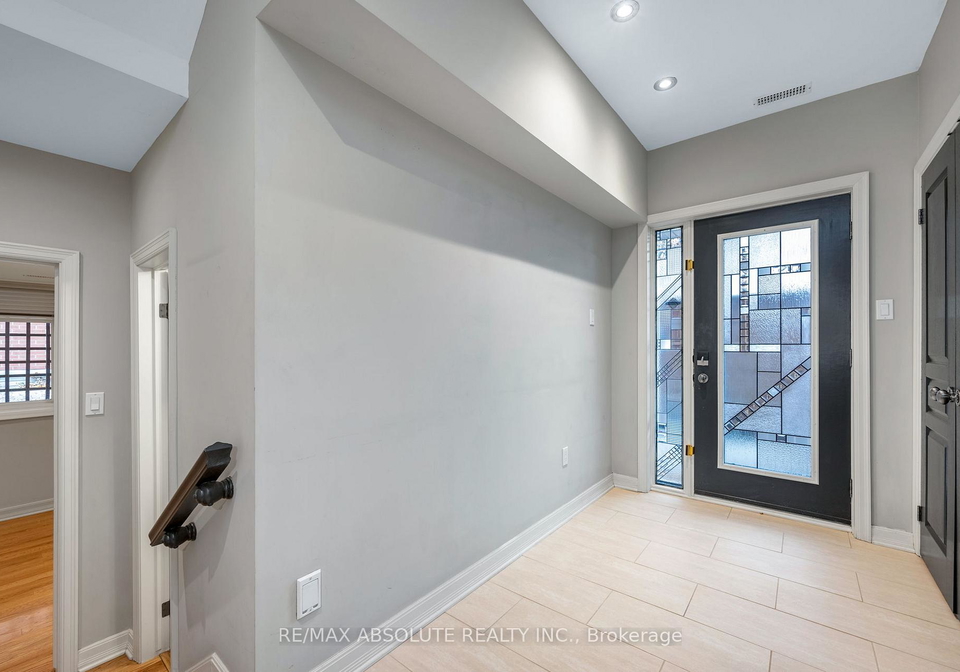 201-clearview-avenue-ottawa-ontario-x12594030