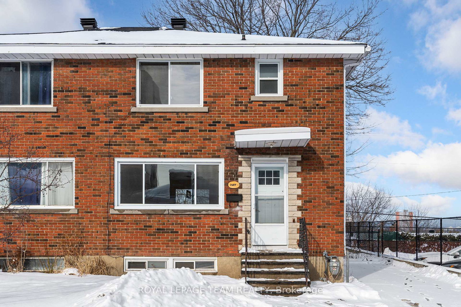 1487-morisset-avenue-carlington-central-park-ottawa-ontario-x12594610