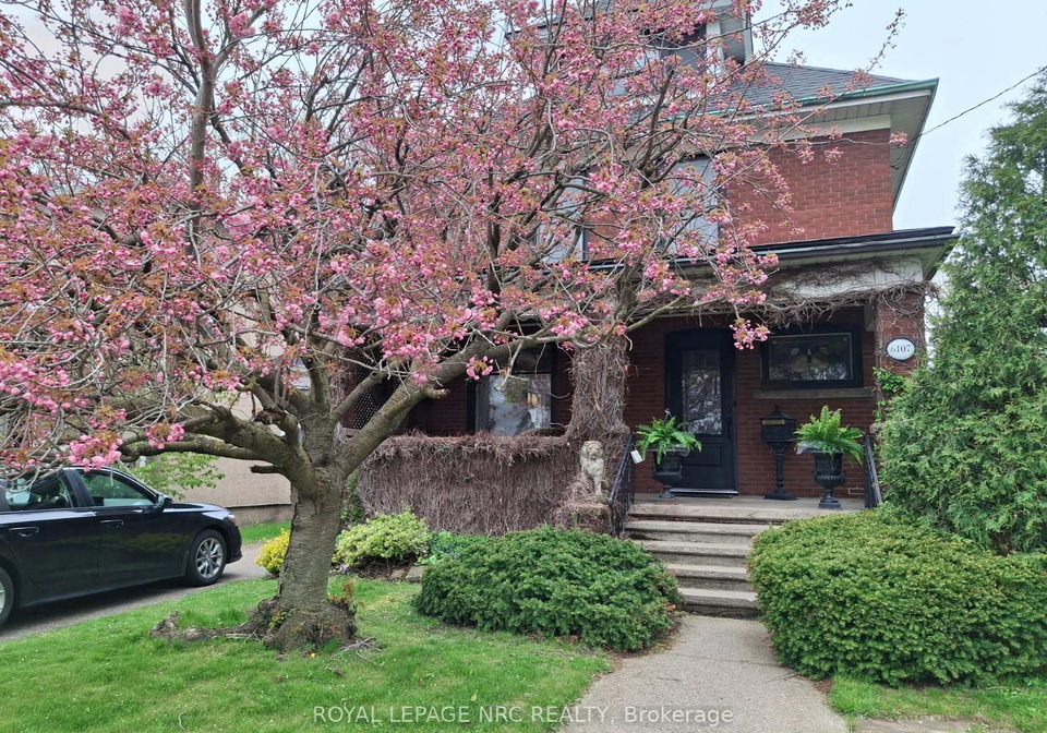 6107-barker-street-niagara-falls-ontario-x12594982