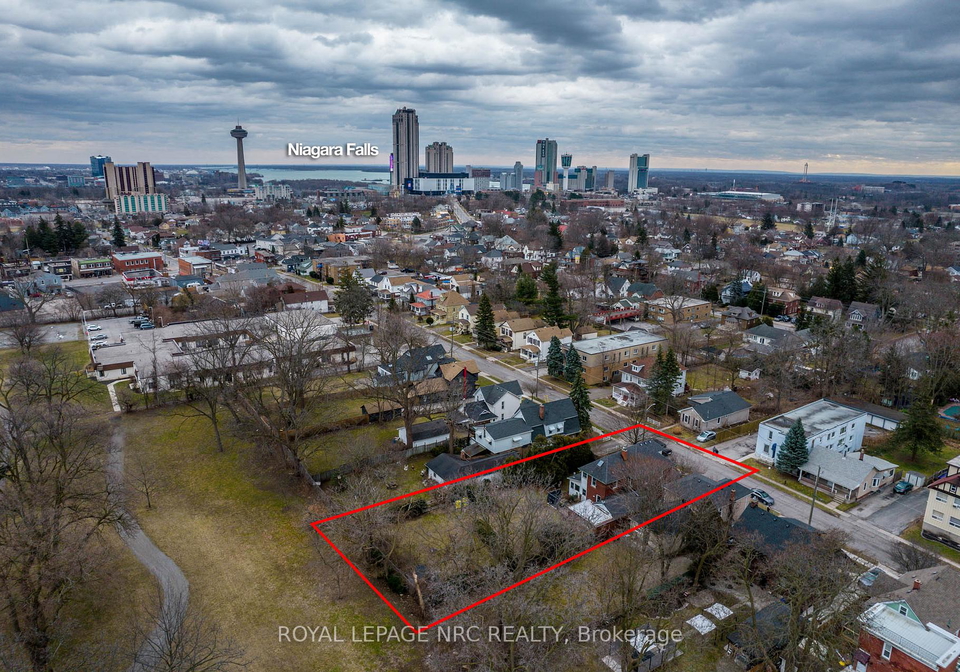 6107-barker-street-niagara-falls-ontario-x12594982