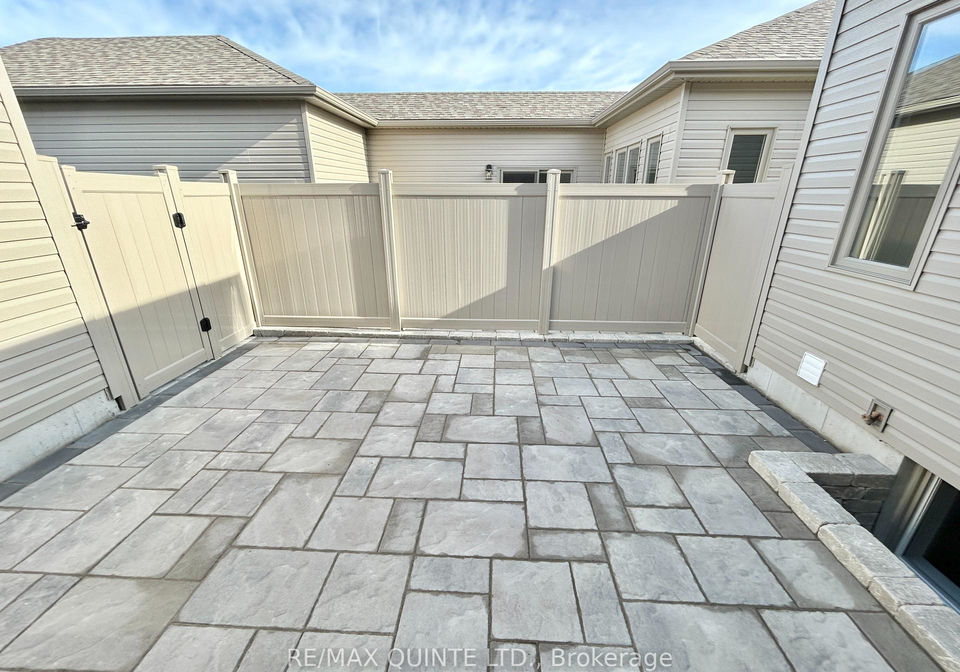 27-athabaska-drive-belleville-ontario-x12595176