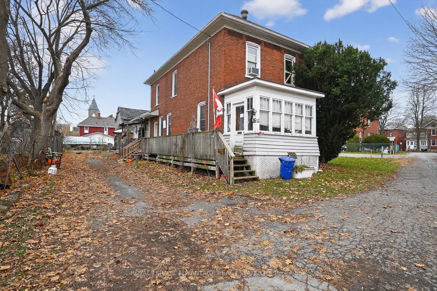 16-mary-street-n-smiths-falls-ontario-x12595216