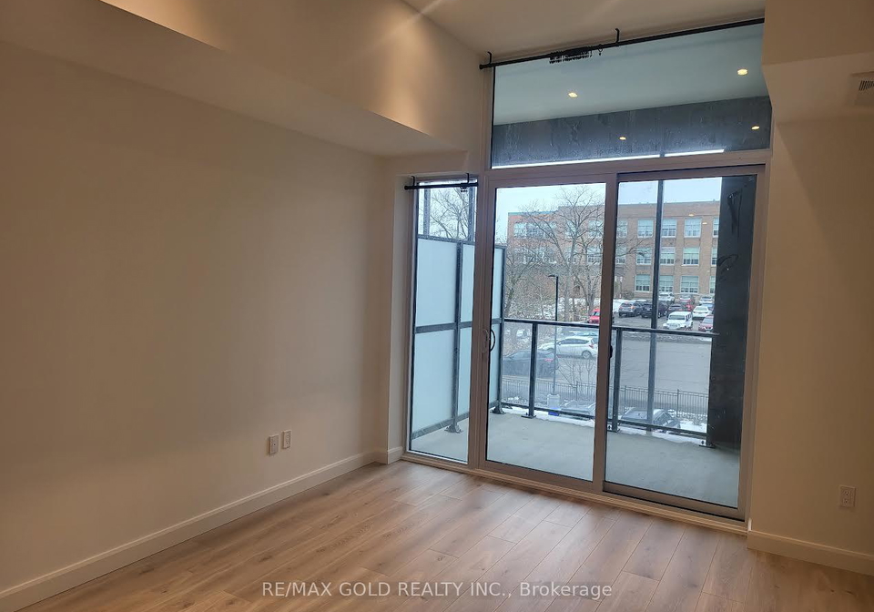 741-king-street-w-kitchener-ontario-x12595226