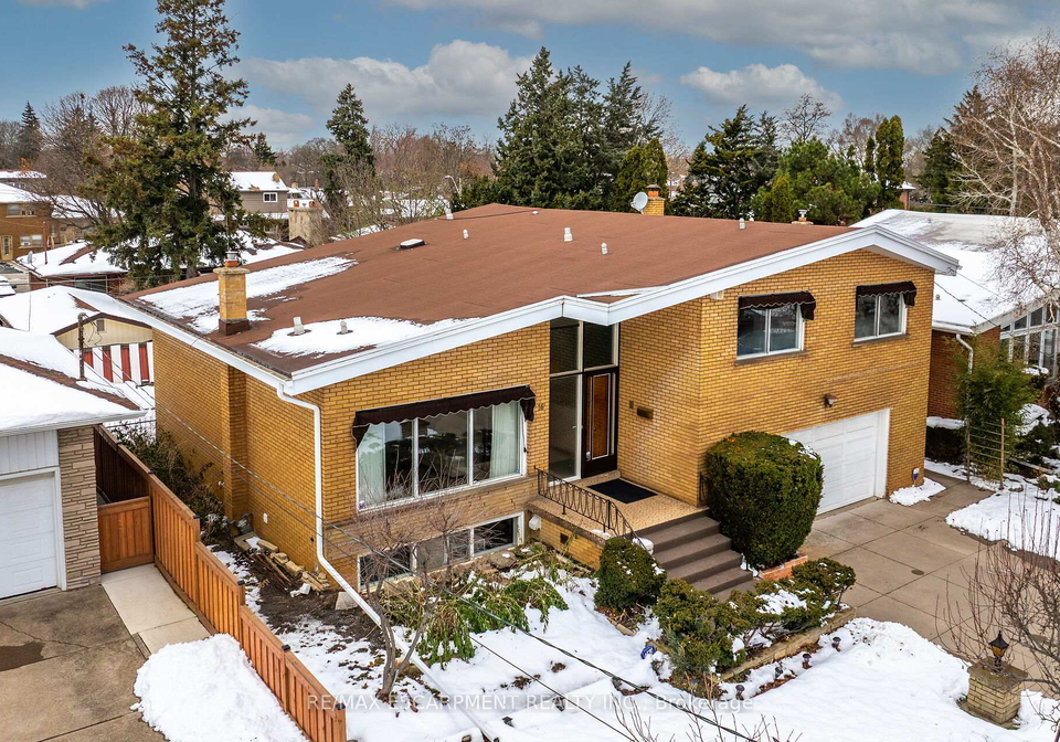 16-southill-drive-hamilton-ontario-x12595254