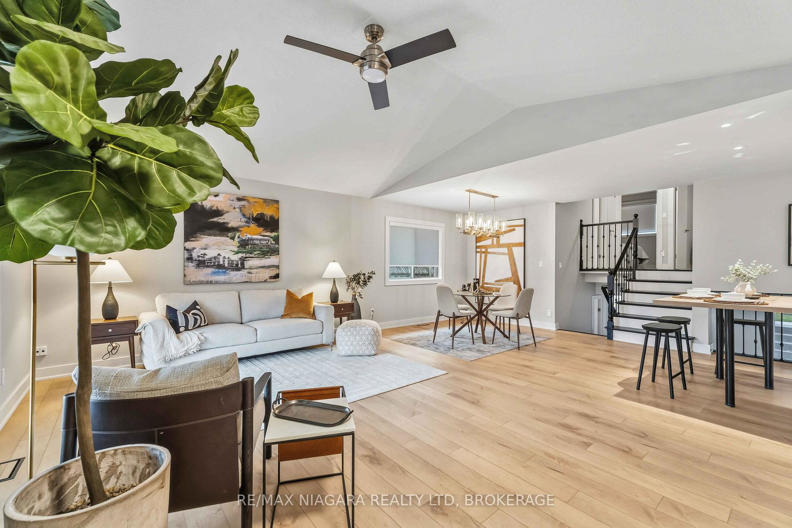 200-first-st-louth-street-st-catharines-ontario-x12595406