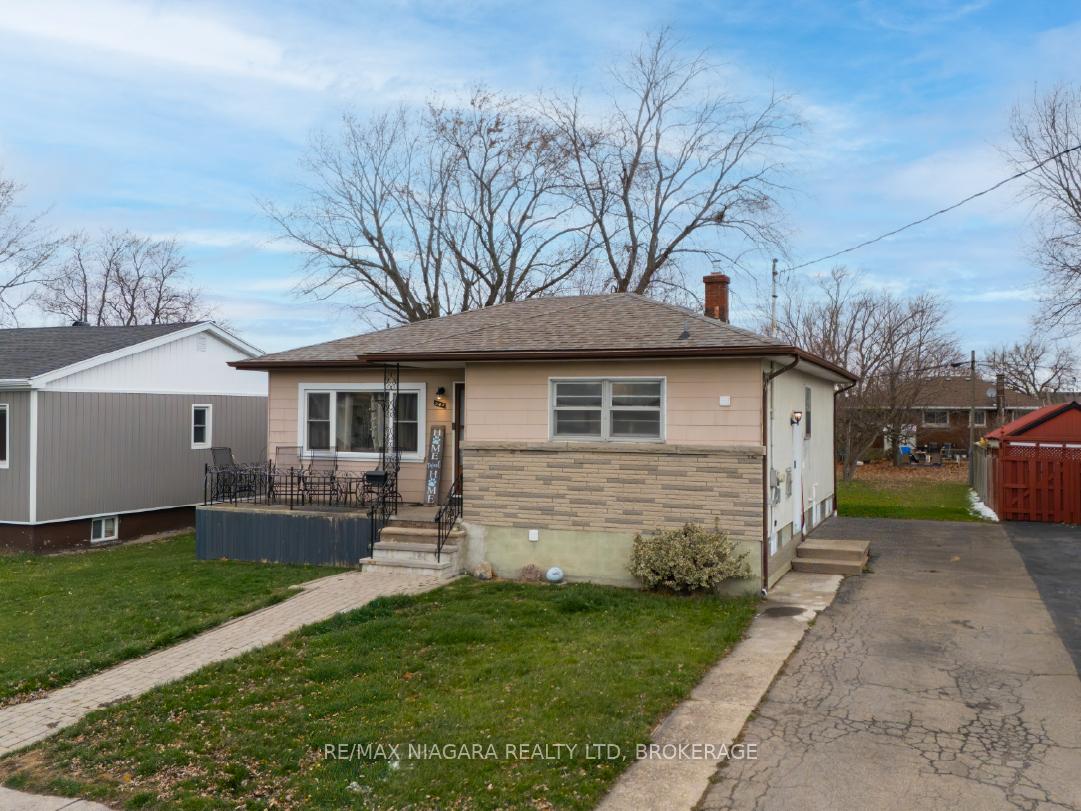 205-borden-avenue-port-colborne-ontario-x12595540