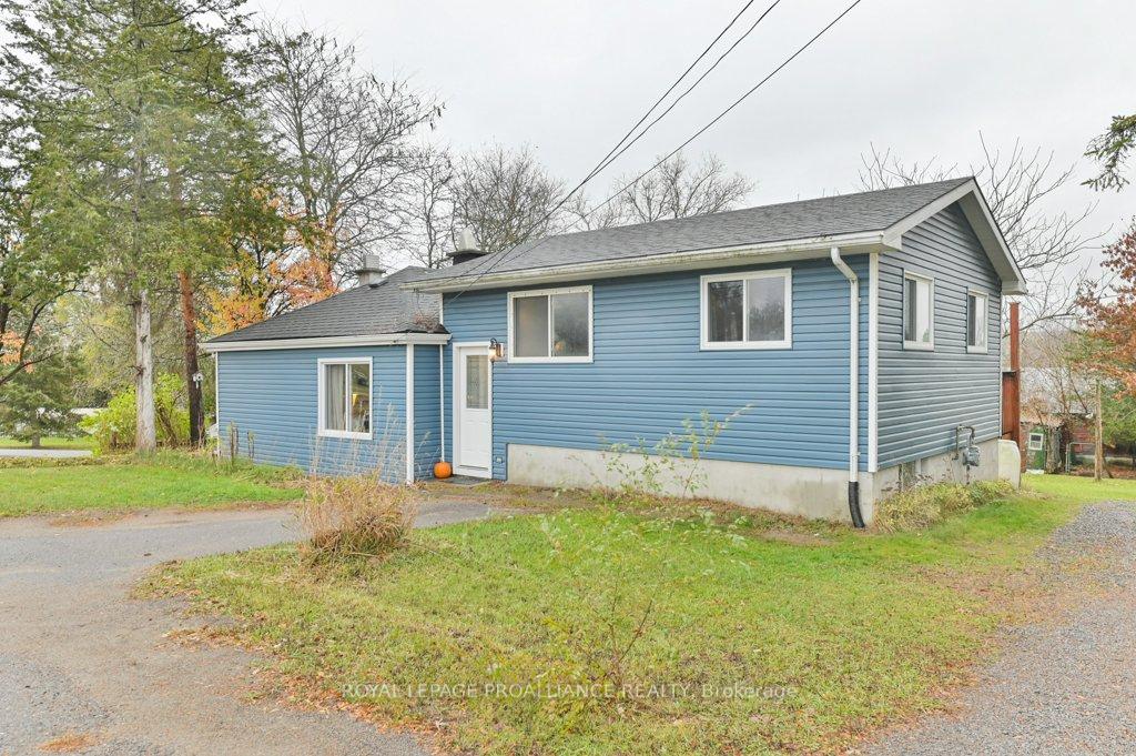 1643-county-road-5-quinte-west-ontario-x12595650