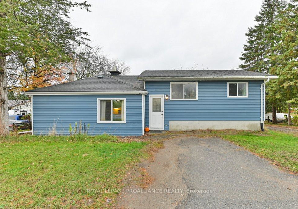 1643-county-road-5-quinte-west-ontario-x12595650