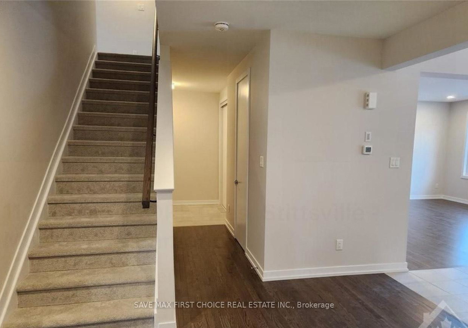 113-hackamore-crescent-ottawa-ontario-x12595928