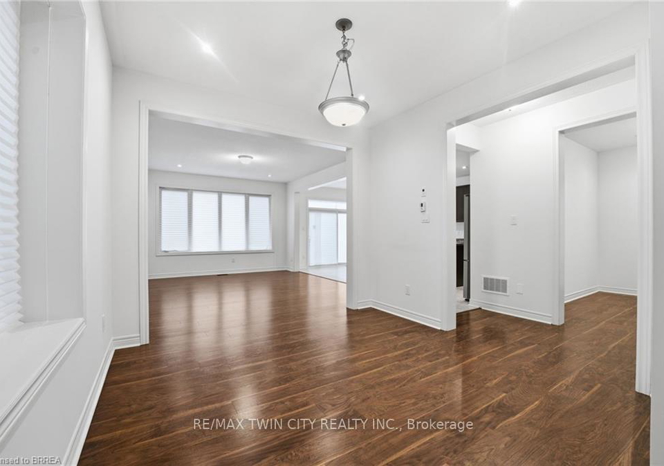 106-barlow-place-brant-ontario-x12596168