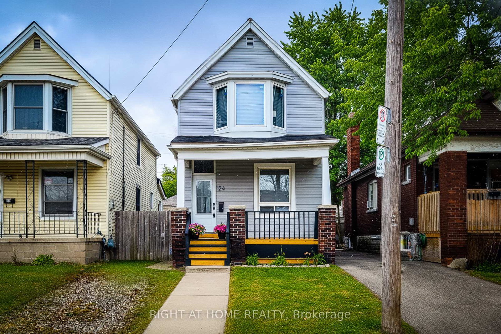 24-albemarle-street-hamilton-ontario-x12596456