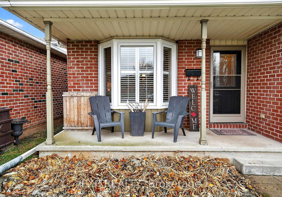 90-sandra-crescent-grimsby-ontario-x12597082
