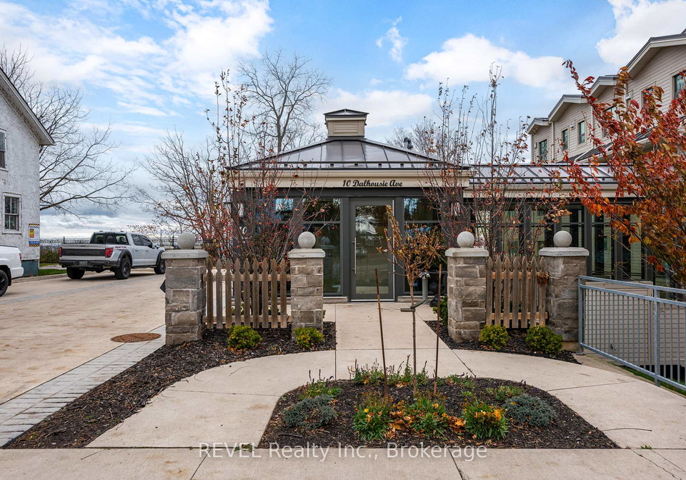 10-dalhousie-avenue-st-catharines-ontario-x12597138