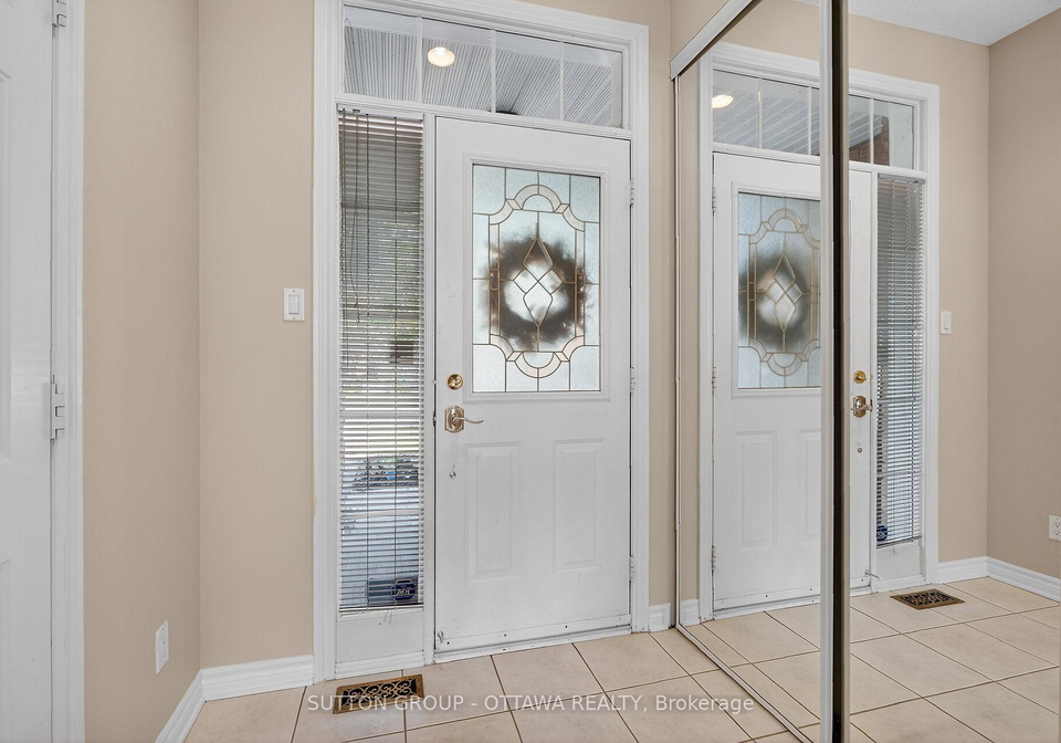 990-markwick-crescent-ottawa-ontario-x12597790