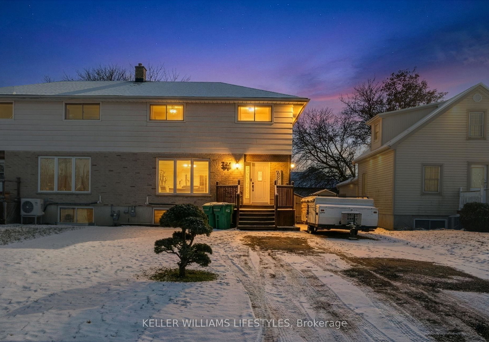 141-graham-street-southwest-middlesex-ontario-x12597986