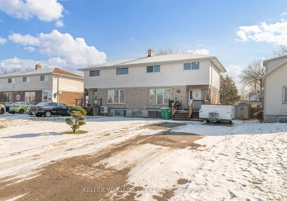 141-graham-street-southwest-middlesex-ontario-x12597986