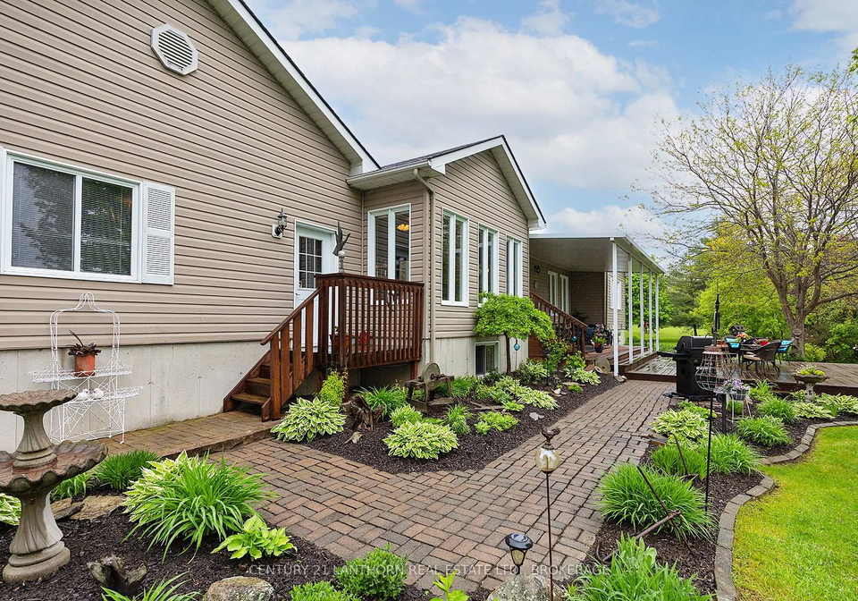 9430-county-2-road-w-greater-napanee-ontario-x12598040