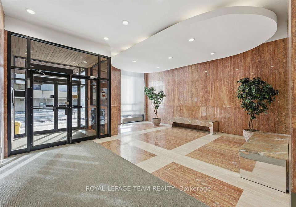 475-laurier-avenue-w-ottawa-ontario-x12598078