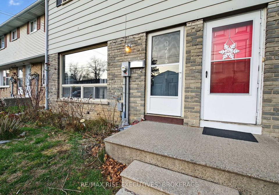 924-amberdale-crescent-kingston-ontario-x12598150