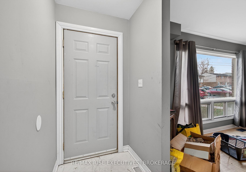 924-amberdale-crescent-kingston-ontario-x12598150