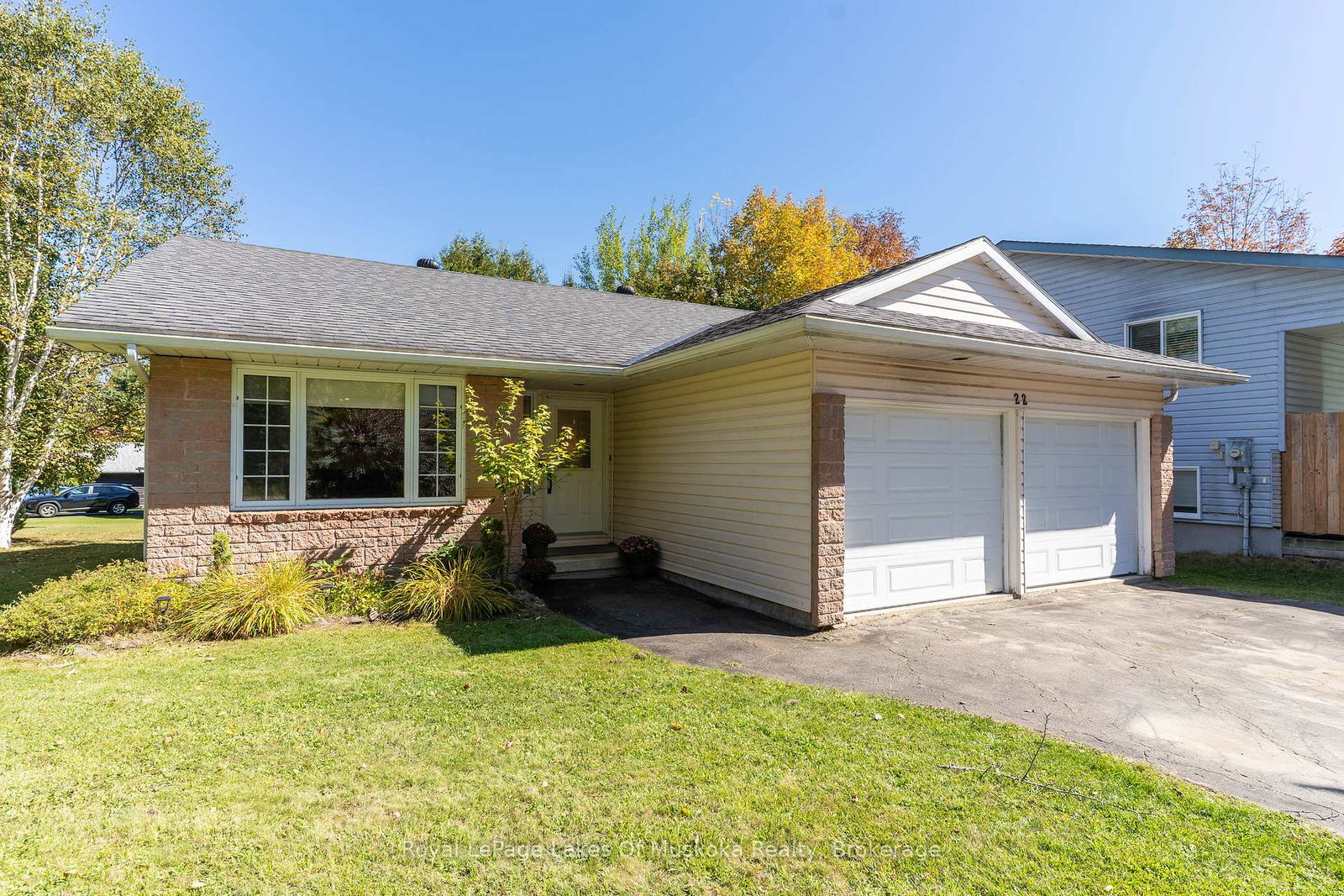 22-knotty-pine-trail-huntsville-ontario-x12598228