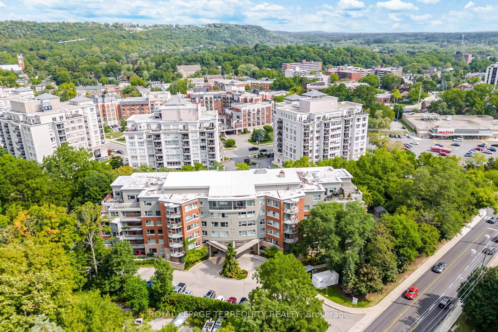 77-governors-road-hamilton-ontario-x12598278