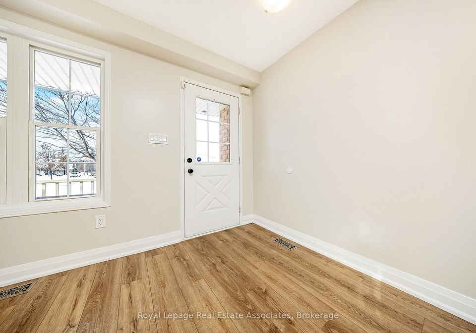 4-griffiths-avenue-cambridge-ontario-x12598360