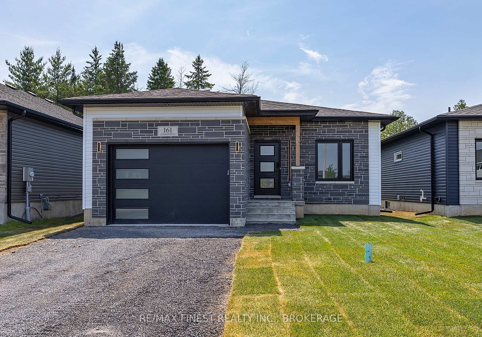 161-creighton-drive-loyalist-ontario-x12598764