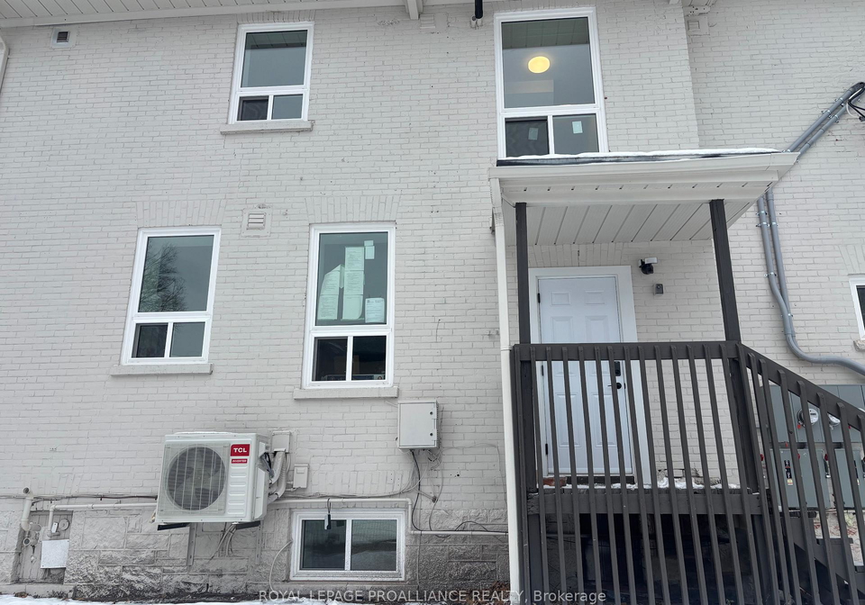 380-park-street-n-peterborough-ontario-x12598932